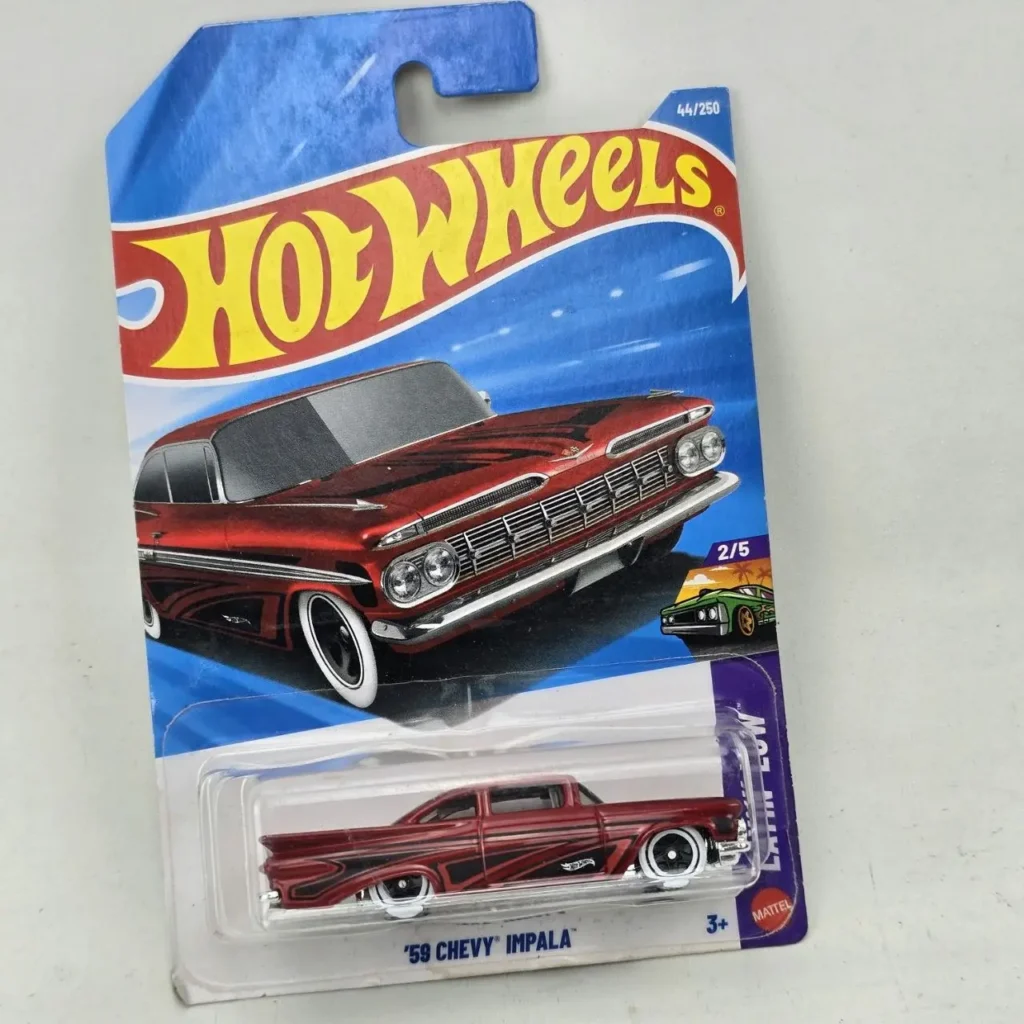 Hot Wheels '59 Chevy Impala rojo Latin Low en blister. by Remates Narvaja