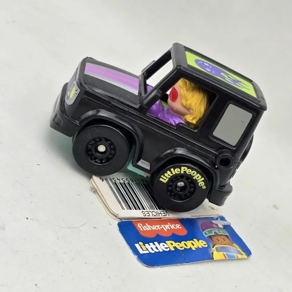 Jeep negro Fisher-Price Little People de juguete con figura rubia y etiqueta. by Remates Narvaja