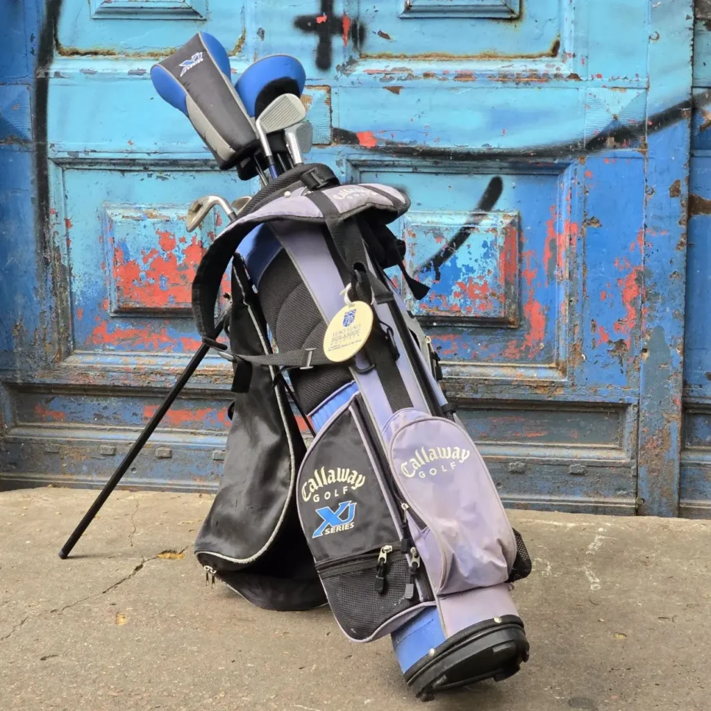 Bolsa de golf Callaway XJ Series con palos. by Remates Narvaja