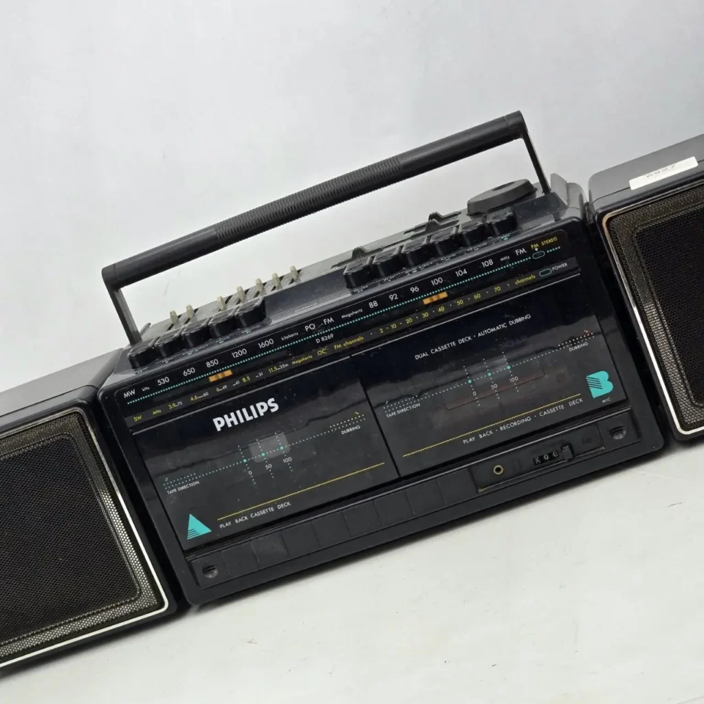 Boombox radiocassette Philips negro vintage con doble pletina. by Remates Narvaja