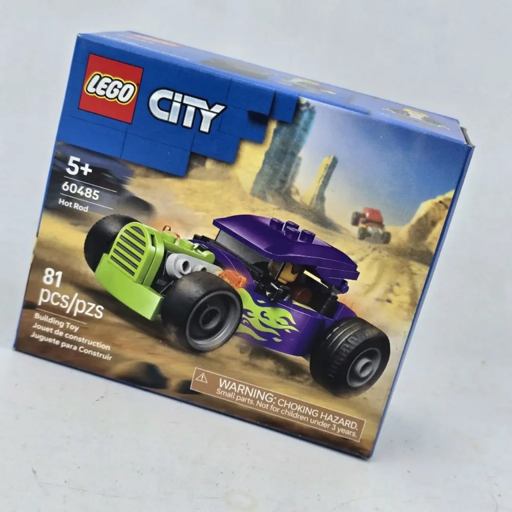 Caja del set LEGO City 60485 Hot Rod con coche morado y verde. by Remates Narvaja