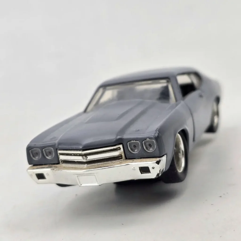 Maqueta de coche Chevrolet Chevelle SS gris oscuro. by Remates Narvaja